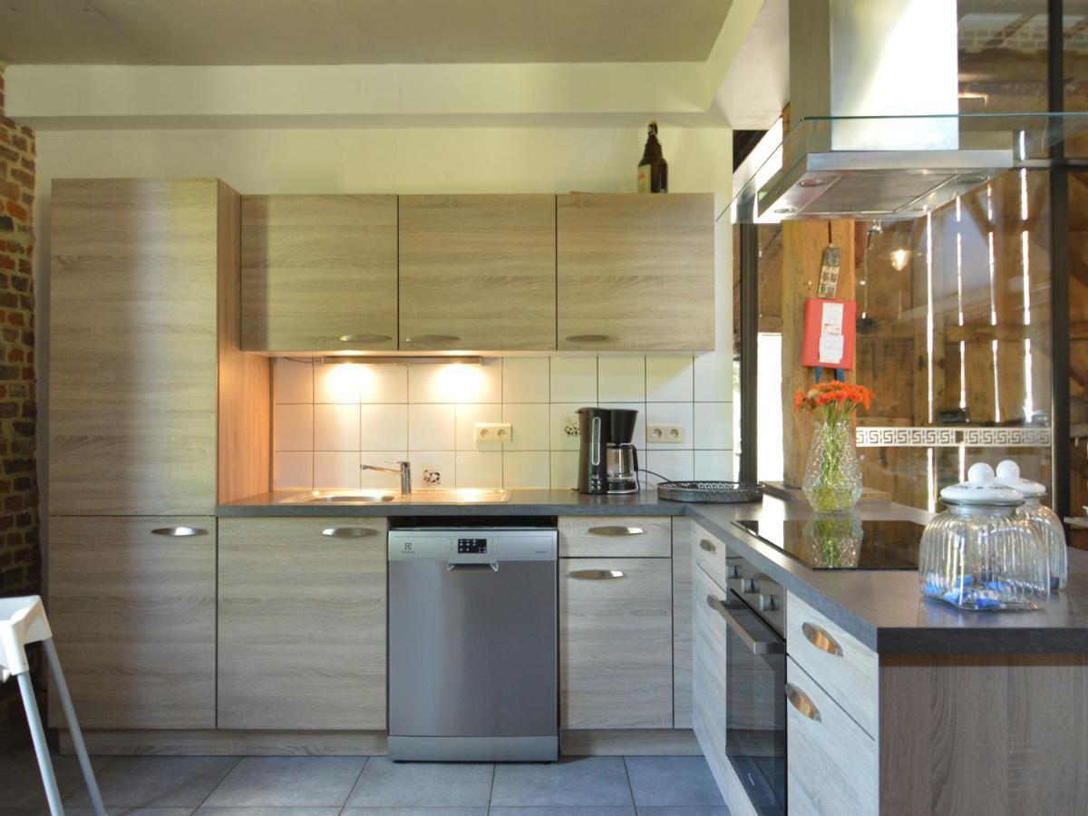 Spacious House In A Farm Located In The Bucolic Teuven Exteriör bild
