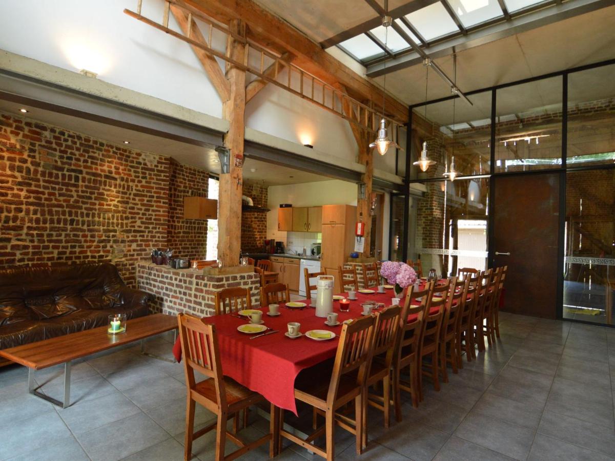 Spacious House In A Farm Located In The Bucolic Teuven Exteriör bild
