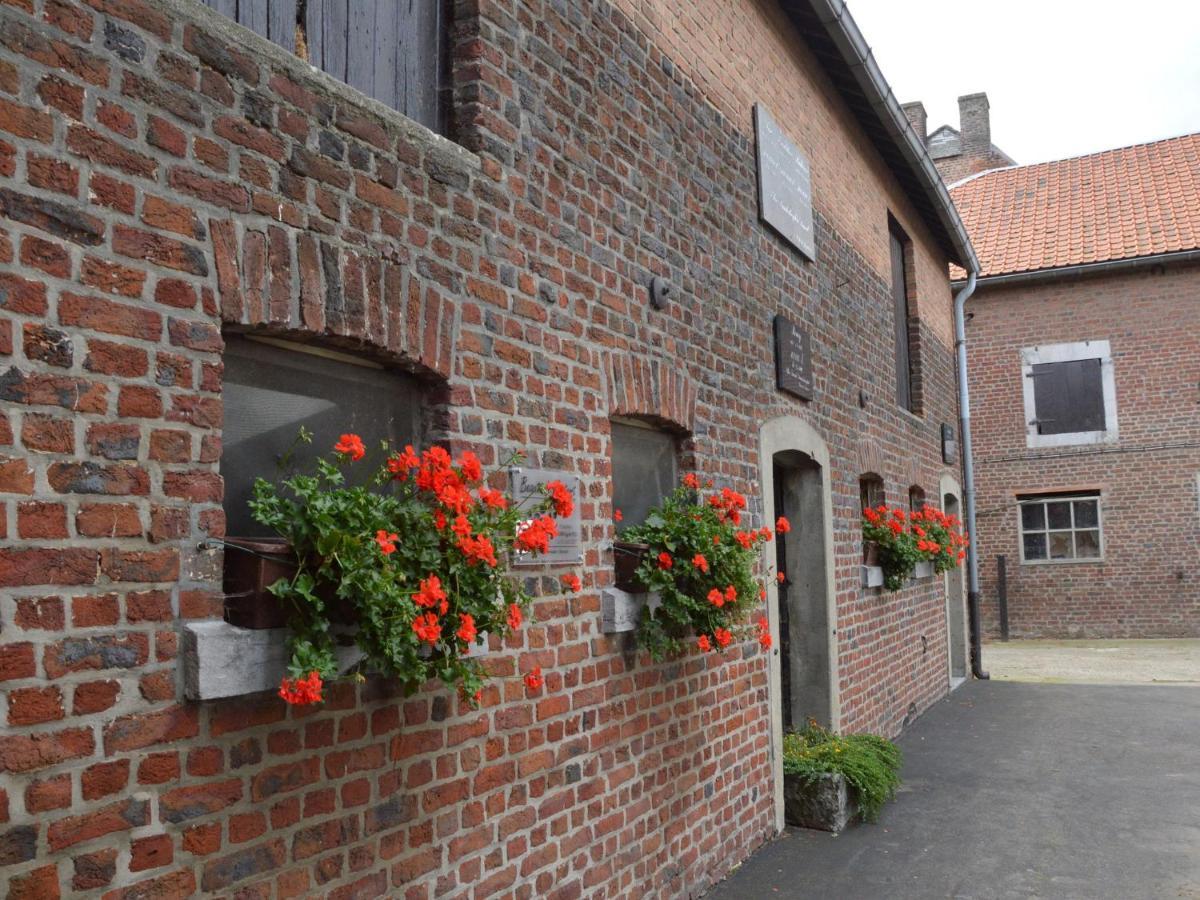 Spacious House In A Farm Located In The Bucolic Teuven Exteriör bild